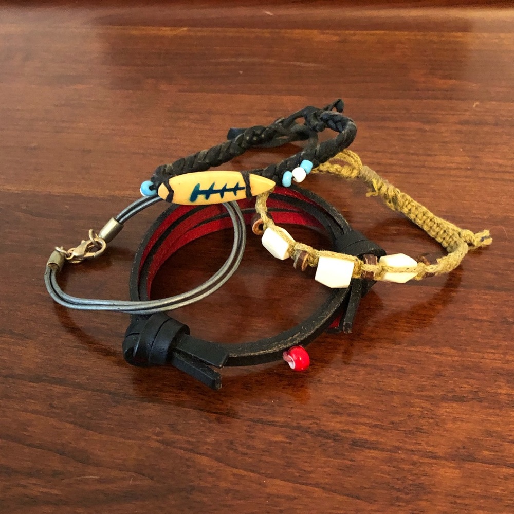 Set of 4 Assorted Beachy-Vibe Bracelets